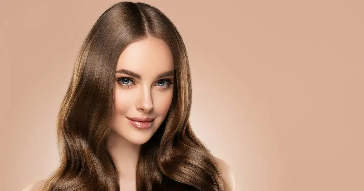 Glass hair valoriza brilho e textura natural dos cabelos em 2026