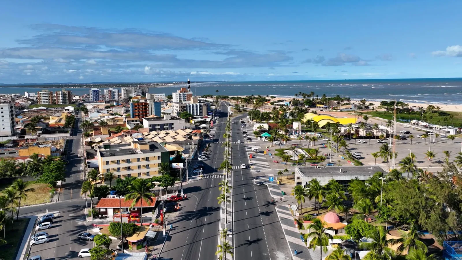 Aracaju combina centro planejado, praias e frota elétrica no litoral sergipano