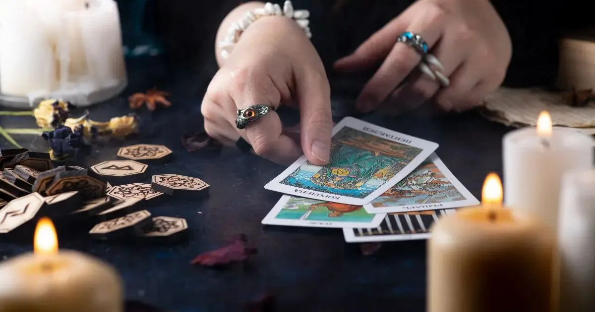 Tarot aponta mudanças e decisões para os signos