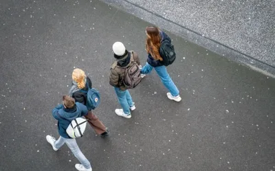 Como a convivência em grupo pode apoiar a saúde mental de jovens