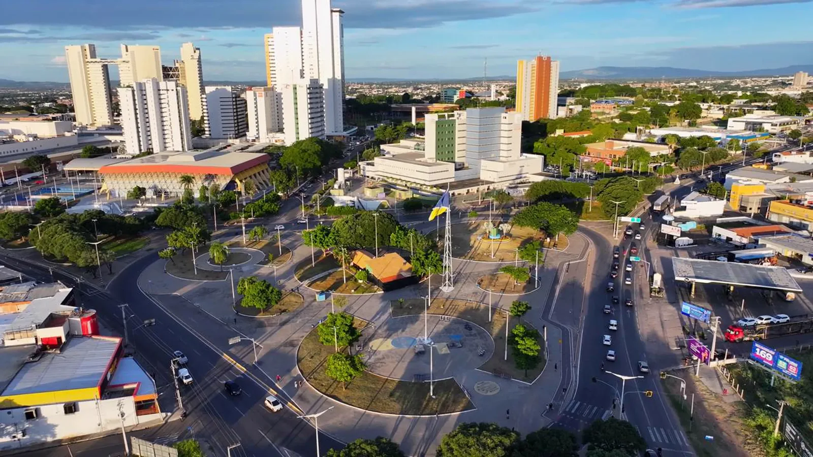 Juazeiro do Norte reúne universidades, indústria e fósseis no sertão do Ceará