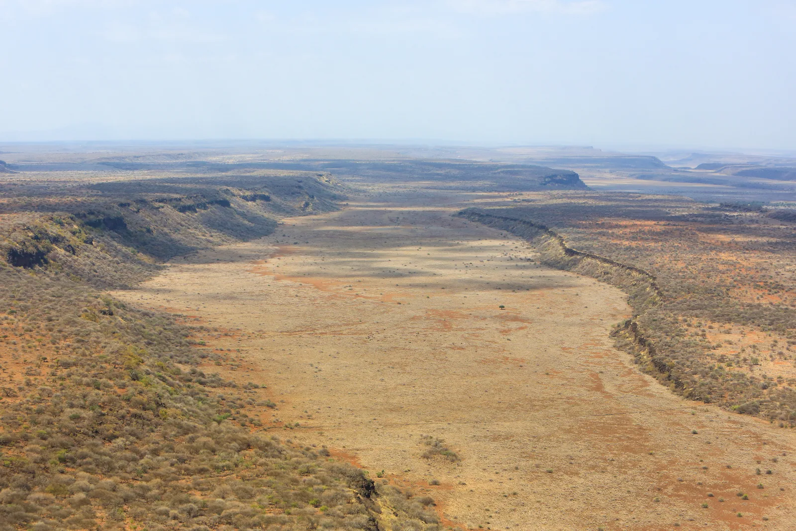 Crosta fina no Rift de Turkana ajuda a explicar fósseis de hominínios