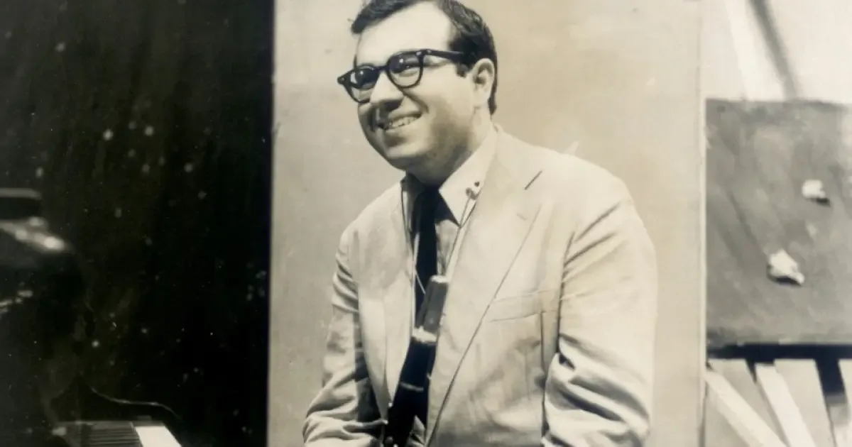 Exposição reúne acervo pessoal e personagens de Luis Fernando Verissimo