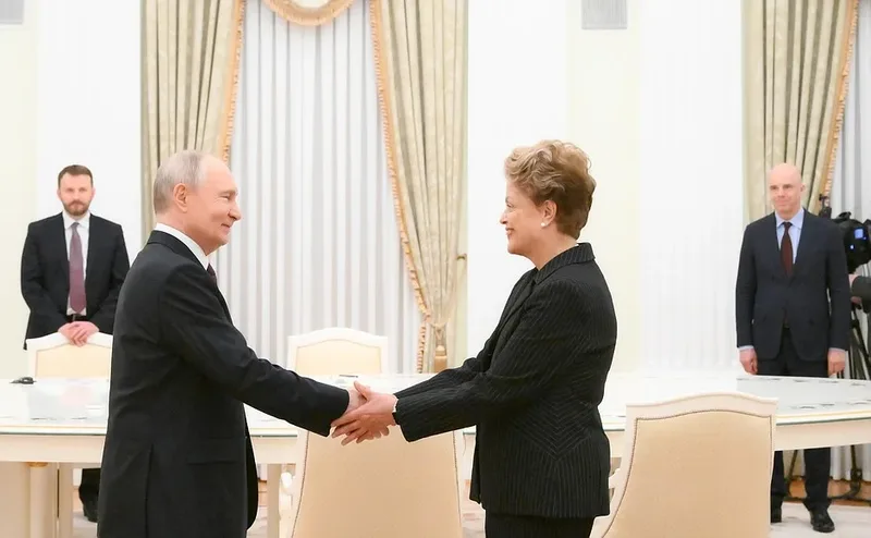 Putin vai à Índia para Cúpula do Brics e terá reuniões bilaterais