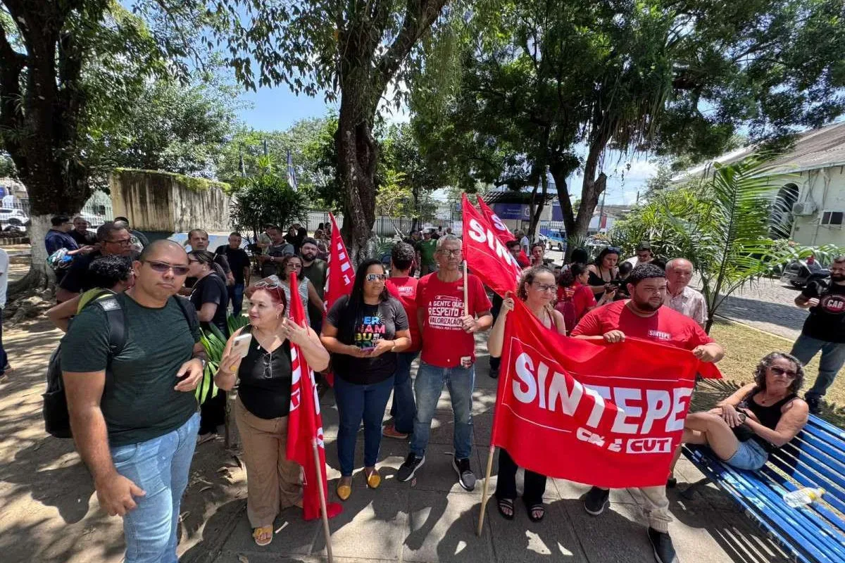 Sintepe busca acordo para manter professores temporários até o fim do ano em Pernambuco