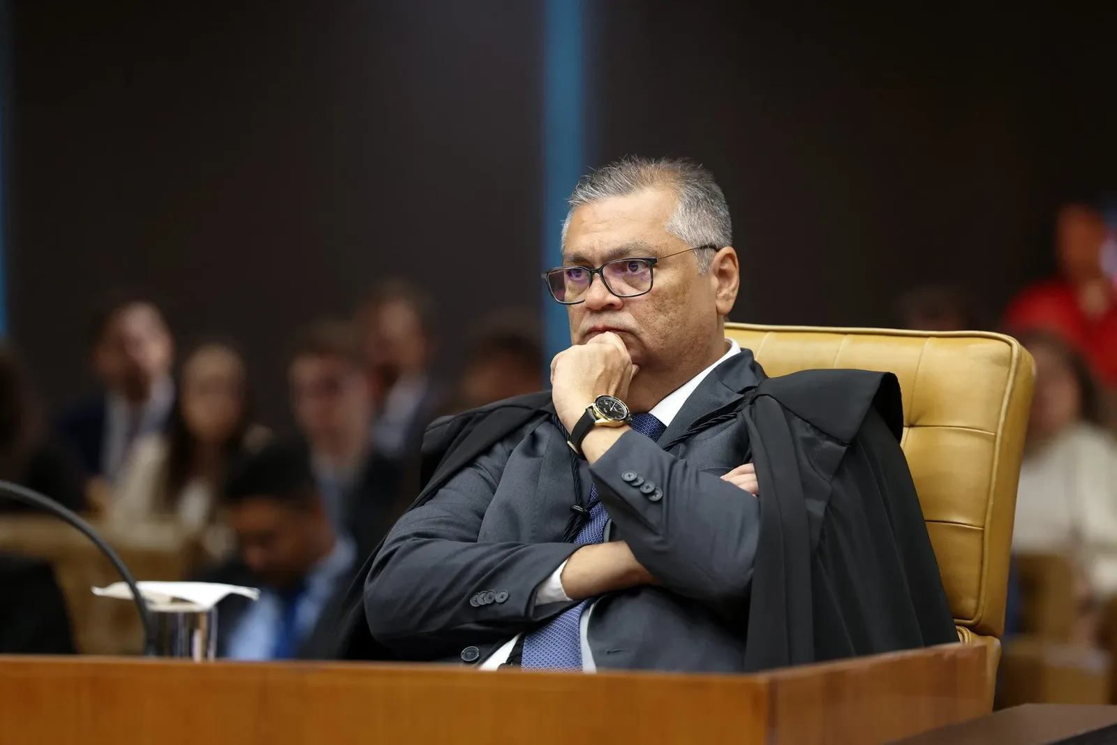 Dino determina inquérito da PF sobre fiscalização da CVM no caso Master