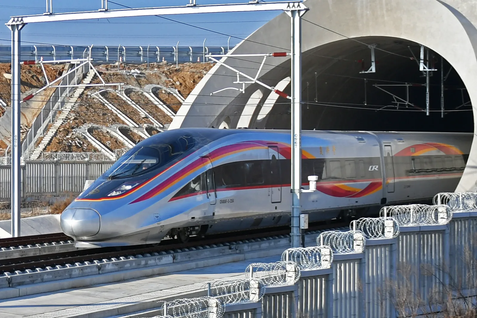 China amplia rede de trens rápidos com quatro novas ferrovias