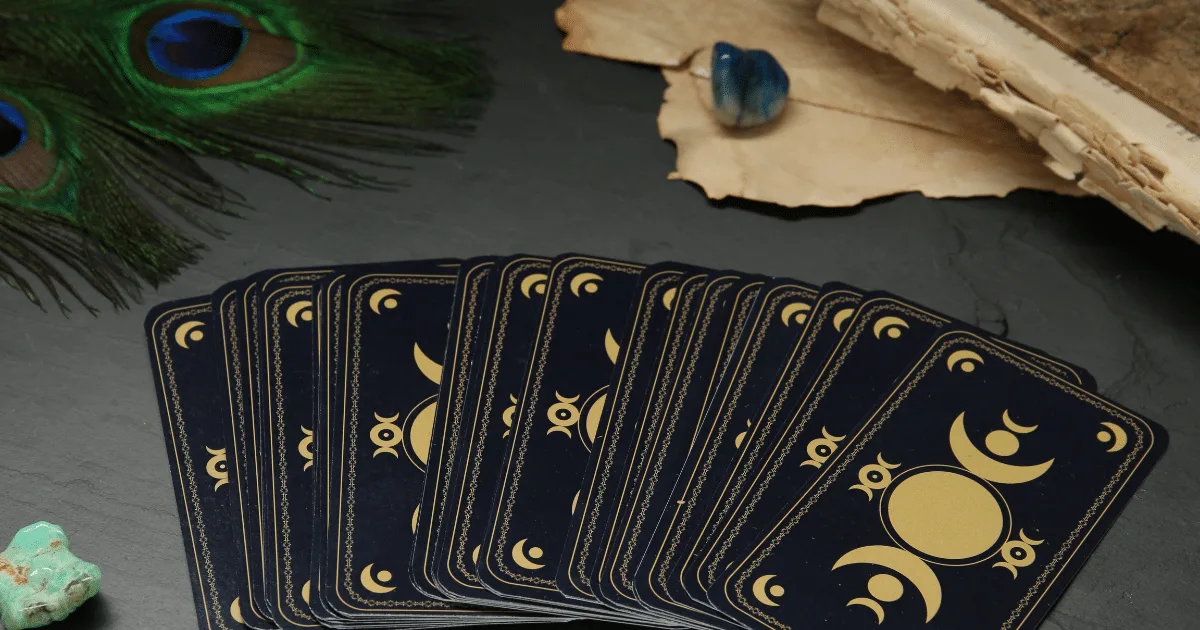 Tarot aponta caminhos de afeto, liderança e renovação para os signos