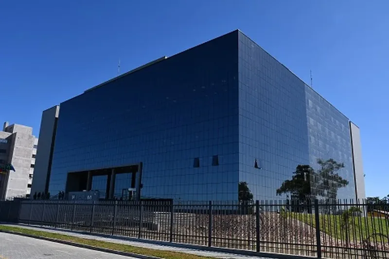 Plantão judicial em Rio Grande volta a terminar ao meio-dia após revisão do TJRS