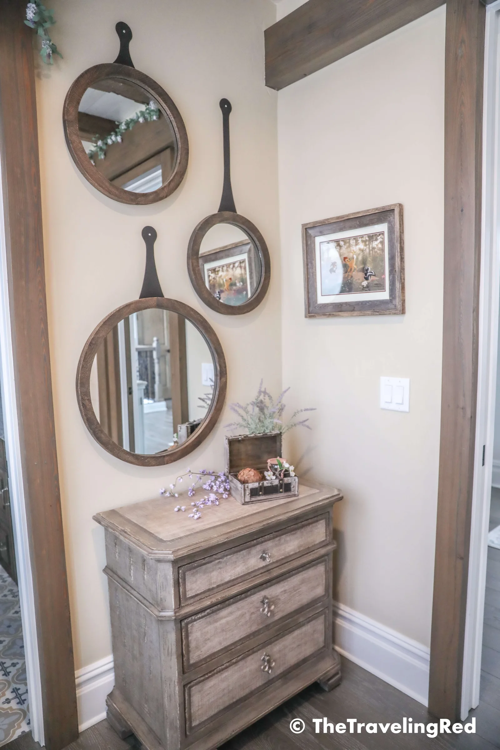 Golden Oak: a casa inspirada em Bela dentro do complexo Disney