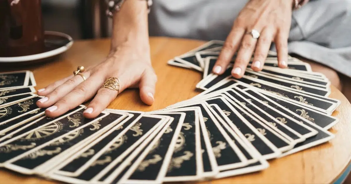 Tarot do dia: veja as tendências para cada signo