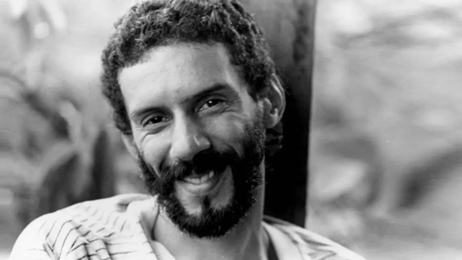 Sandra Pêra homenageia Gonzaguinha em show na Caixa Cultural Brasília