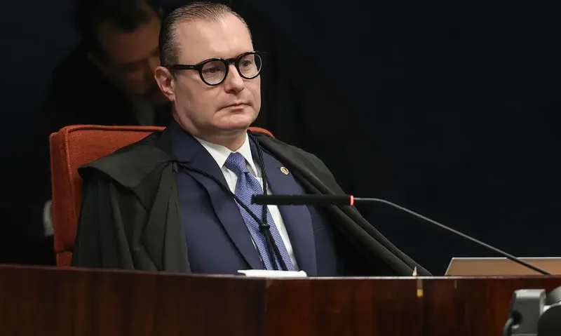Zanin pede responsabilização por exposição de dados fiscais e bancários