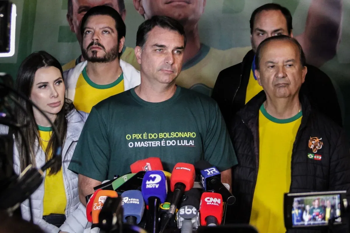 PF identifica repasse de R$ 1 milhão para produção de filme sobre Bolsonaro