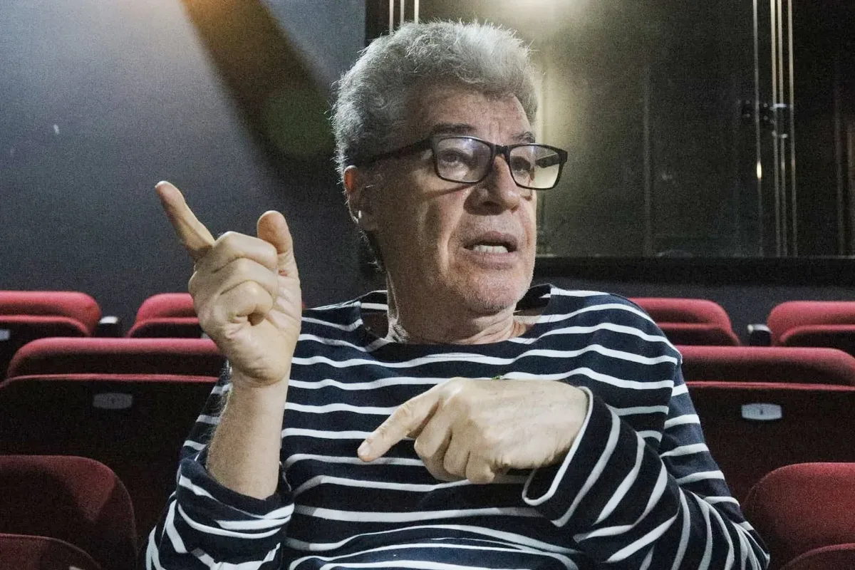Paulo Betti destaca escola pública e critica uso político da fé