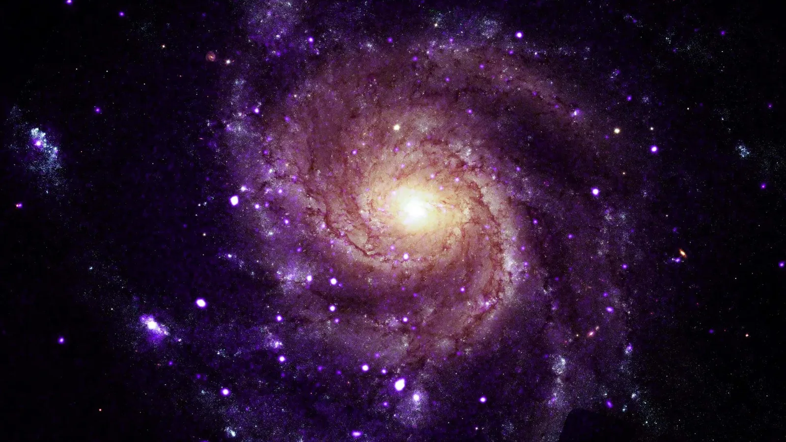 Faixa de baixa energia do Chandra indica objetos cósmicos ainda desconhecidos