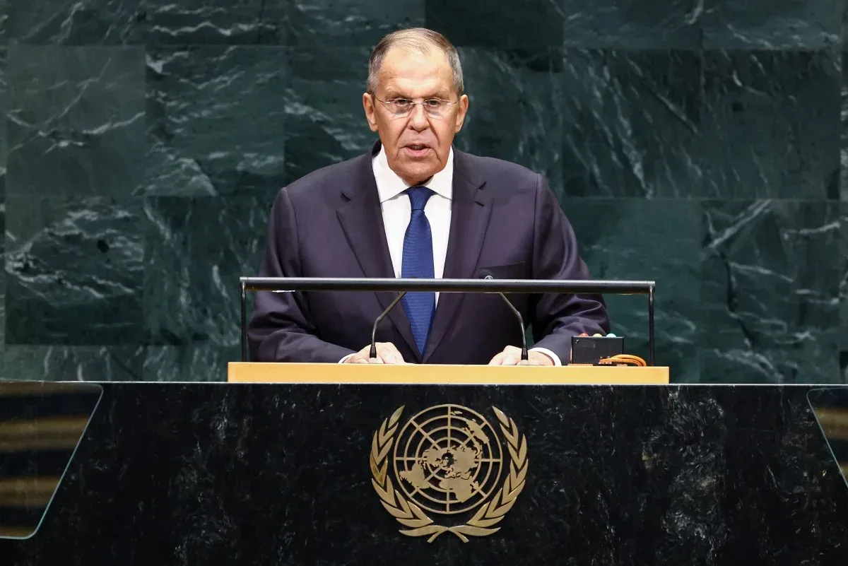 Lavrov critica militarização europeia e defende reforma do Conselho de Segurança