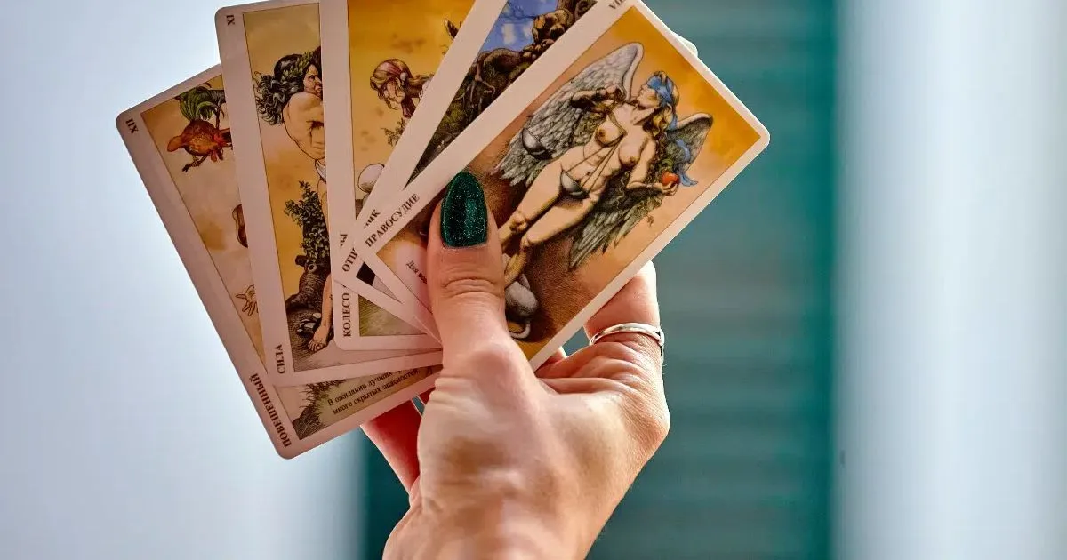 O que cada signo pode aprender com as cartas do Tarot nesta semana