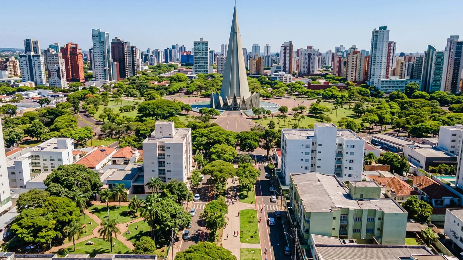 Maringá mantém parques e arborização como marcas do planejamento urbano